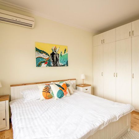 A Luxurious 2 Bedroom Apartment In Center София Екстериор снимка